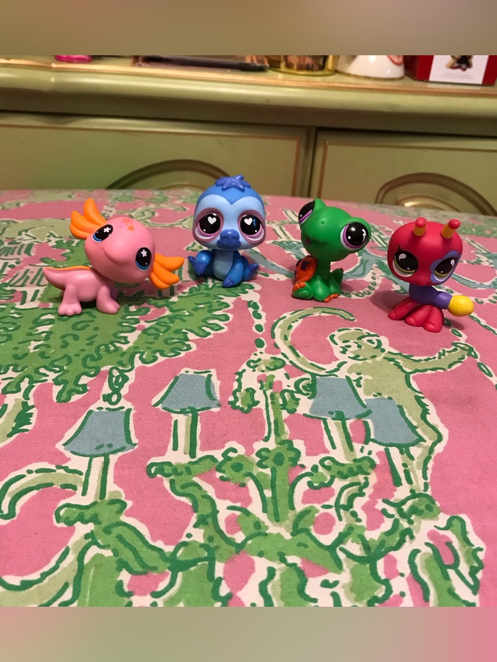 Littlest Pet Shop set of 4 figurines turtle sloth Axolotl caterpillar